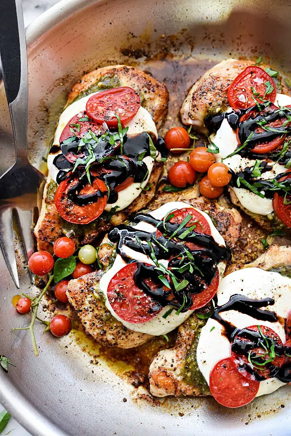Caprese Chicken with Mozzarella, Basil, and Balsamic Glaze Recipe