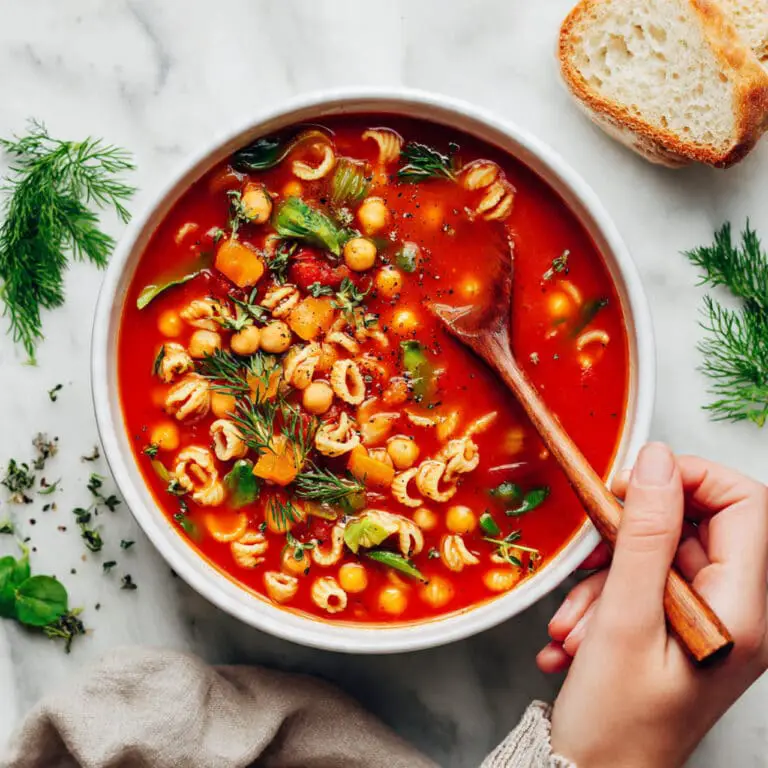 Minestrone Soup with Fresh Vegetables Recipe