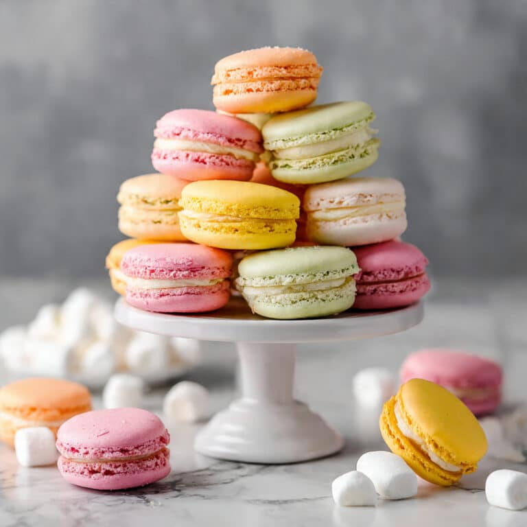 Vanilla Bean Macarons Recipe