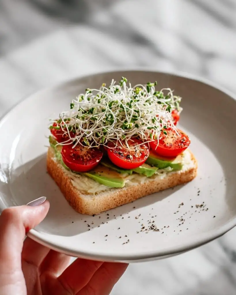 Hummus Veggie Rice Cake Recipe