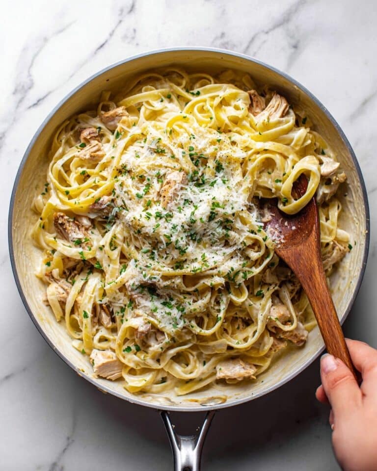 Creamy Garlic Parmesan Chicken Pasta Recipe